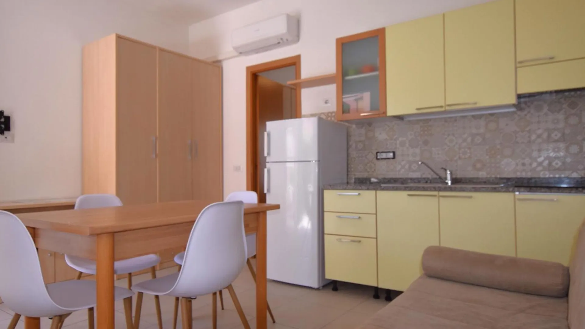 דירות מרינה די קמפו La Marina 2 0*,  איטליה